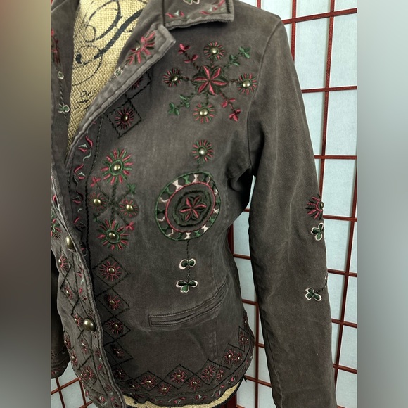 Vintage Brown Grunge Embroidered Unique Funky Embellishmed Button Denim Jacket - Picture 3 of 7